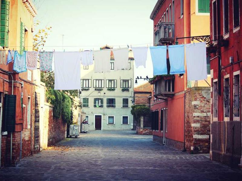 Innovations in Disposable Items: What's New with eco-friendly cutlery